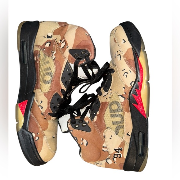 Mens Supreme x Air Jordan 5 – Pre-Owned Sneakers Size US Men's 11.5 - Picture 2 of 7